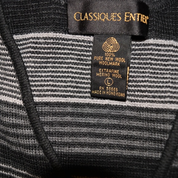 SALE! CLASSIQUES ENTIER MERINO WOOL V-NECK EUC - Picture 5 of 6